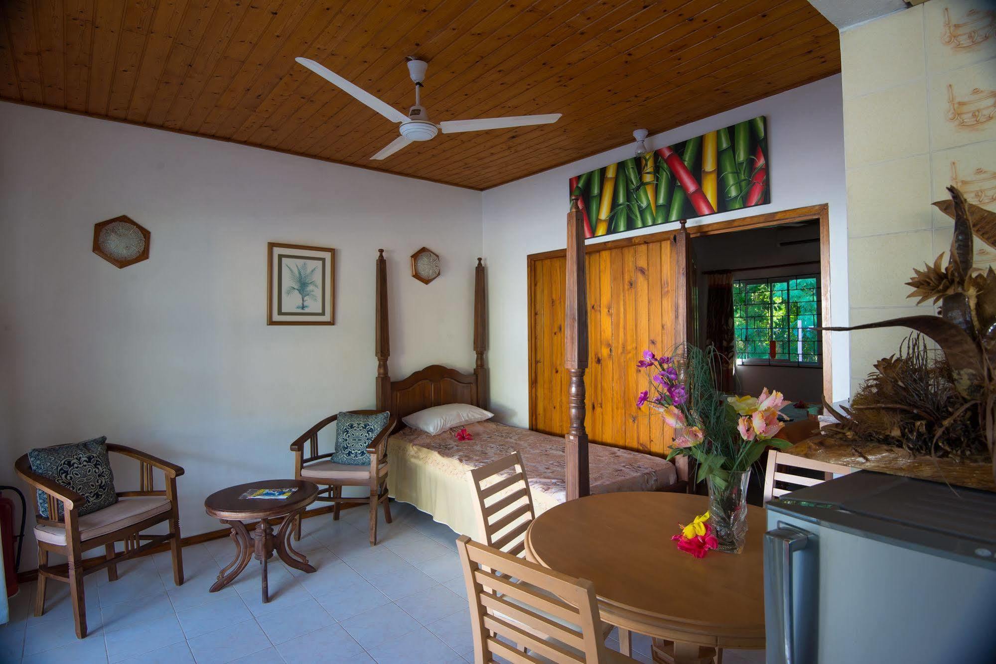 Le Tropique Villa (Adults Only) Grand Anse  Eksteriør bilde